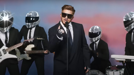 Adam Lambert's '80s glam rock cover of Bonnie Tyler's 'Holding Out for a Hero'