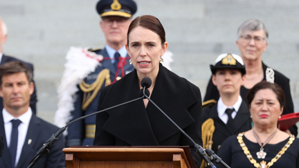 Jacinda Arden announces public holiday to mark Queen's death