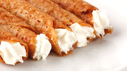 This super easy Kiwi classic brandy snaps recipe is the perfect Christmas dessert