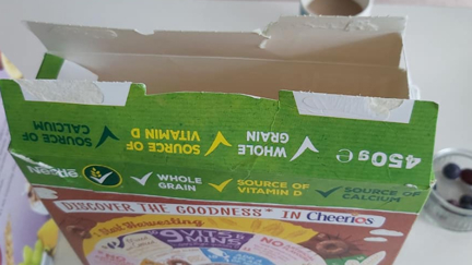 Woman shares the correct way to seal a cereal box and we are stunned