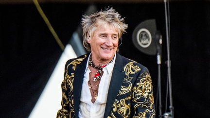 Sir Rod Stewart will be performing at Glastonbury in 2025