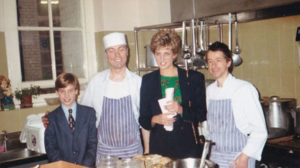 Kensington Palace unveils unseen photos of Diana and William