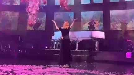 Adele wows fans with mind-blowing vanishing trick at the end of her Las Vegas residency show