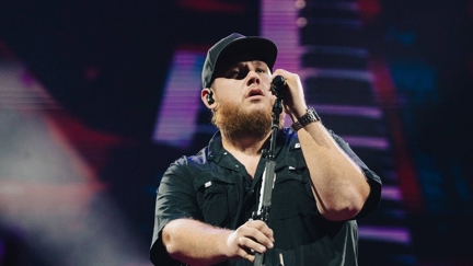Country music star Luke Combs stuns Spark Arena: Fast Car cover, All Blacks and tales of New Zealand