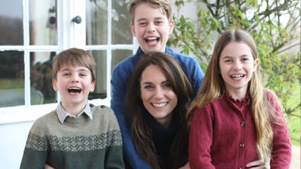 Princess Kate shares gorgeous photo with her children to mark Mother’s Day in the UK
