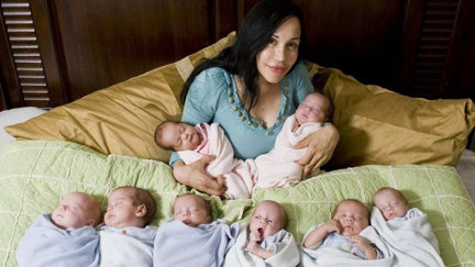 'Octomum' Nadya Suleman shares rare new family photo of her eight children together